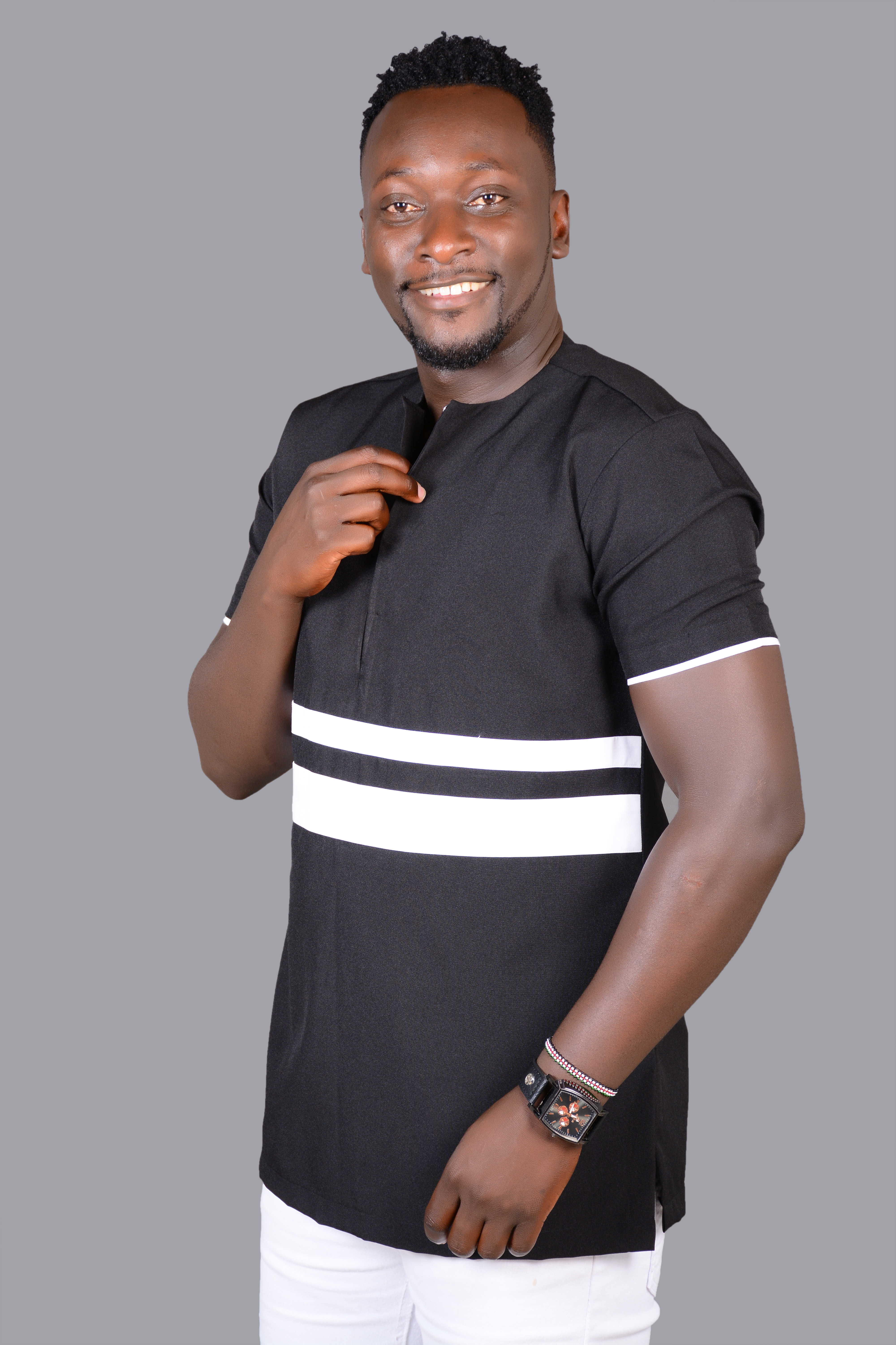 African Dreamweaver -African Shirt - Black & White