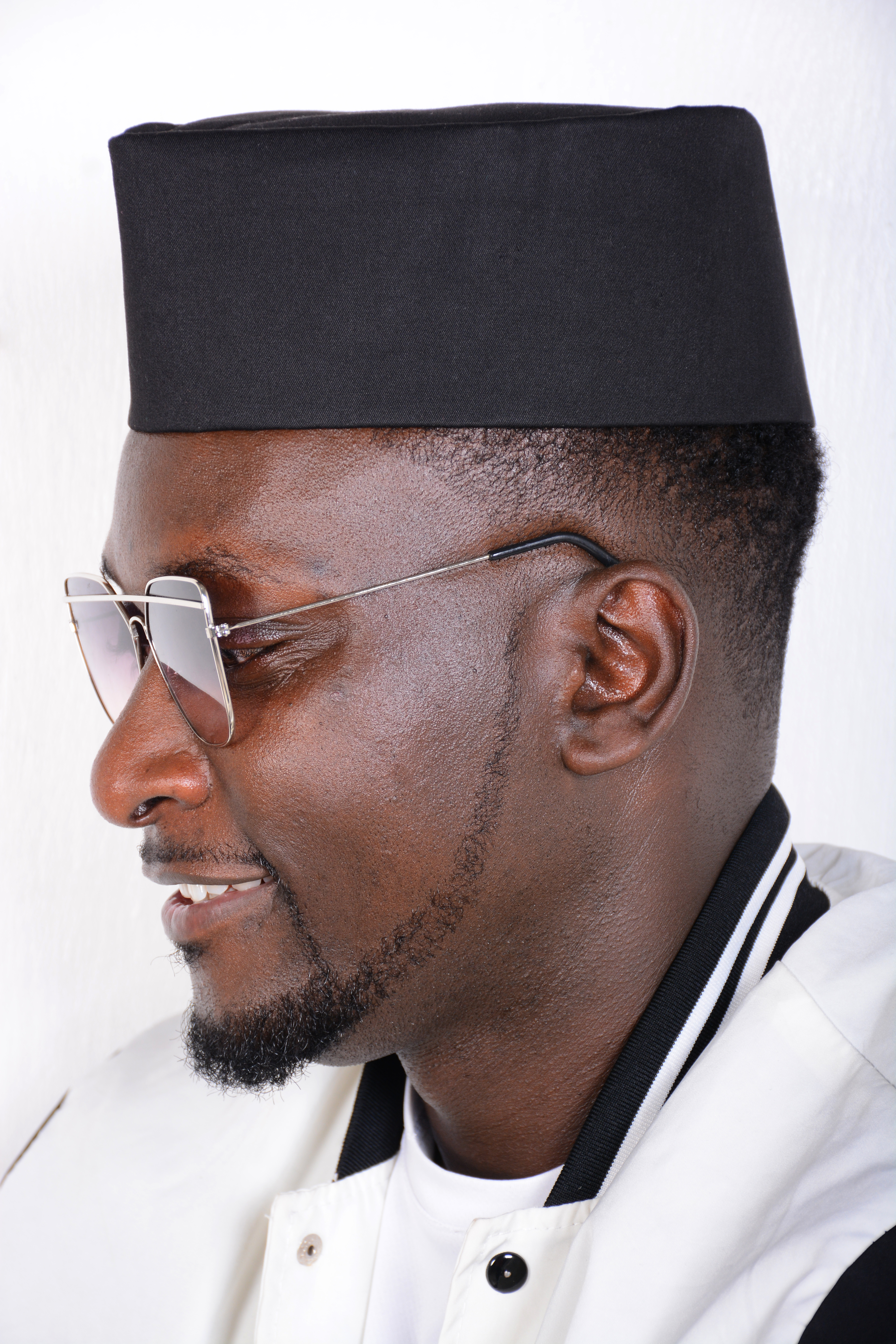 Oval-African Cap-Black